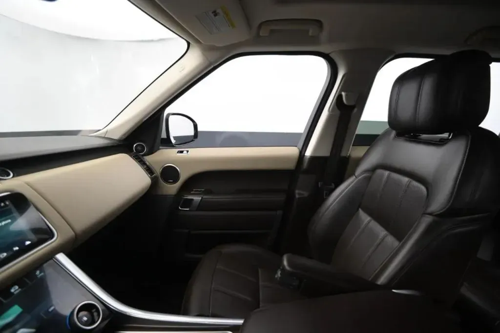 Land Rover Range Rover Sport photo 31