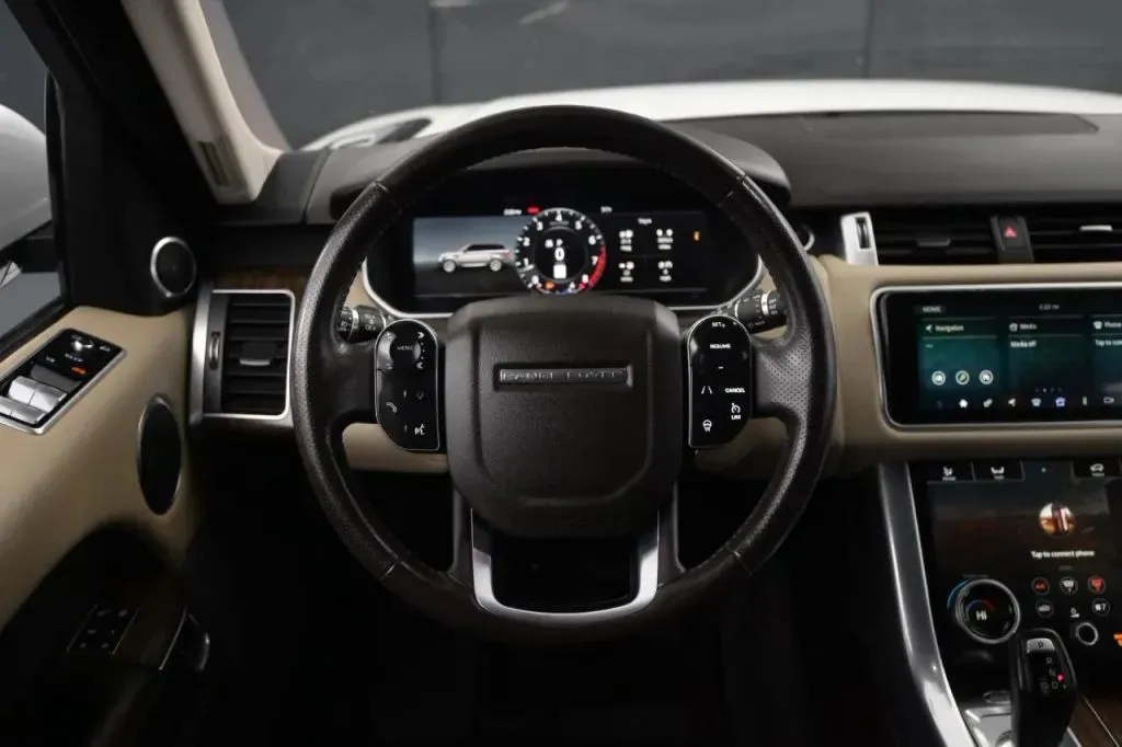 Land Rover Range Rover Sport photo 24