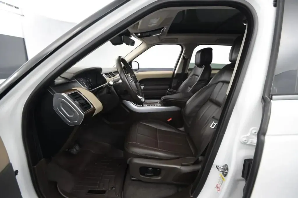 Land Rover Range Rover Sport photo 34