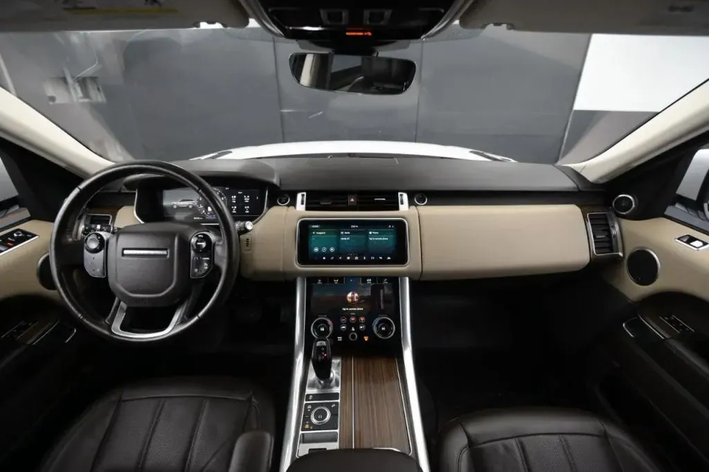 Land Rover Range Rover Sport photo 18