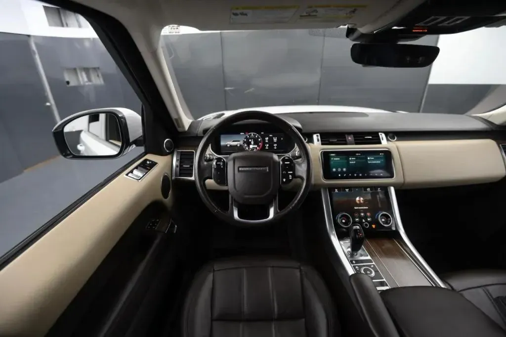 Land Rover Range Rover Sport photo 23