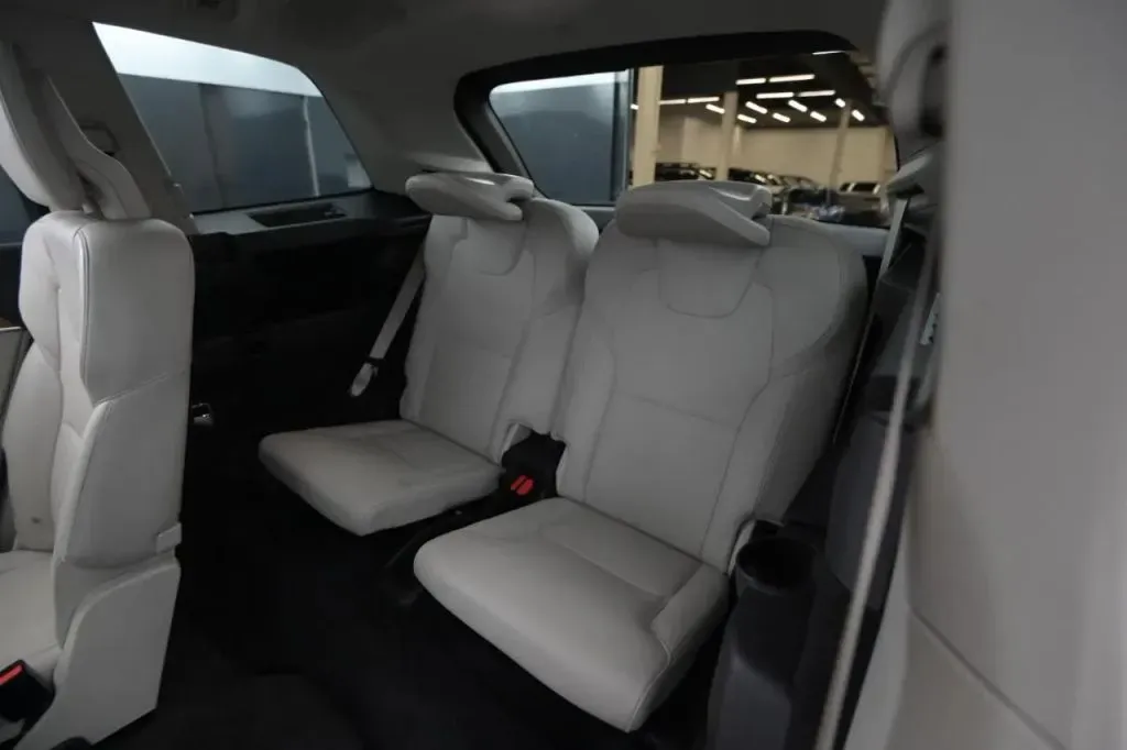 Volvo XC90 photo 46