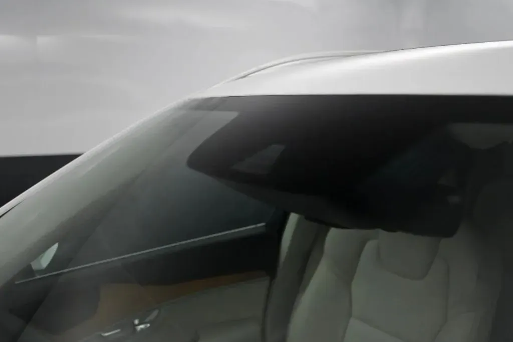 Volvo XC90 photo 11