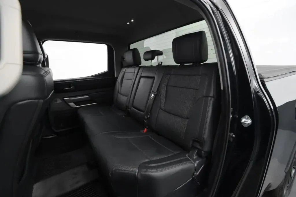 Toyota Tundra photo 49