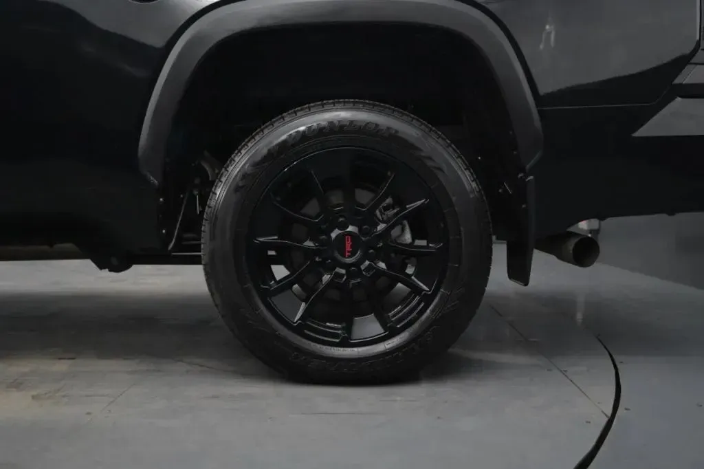 Toyota Tundra photo 18