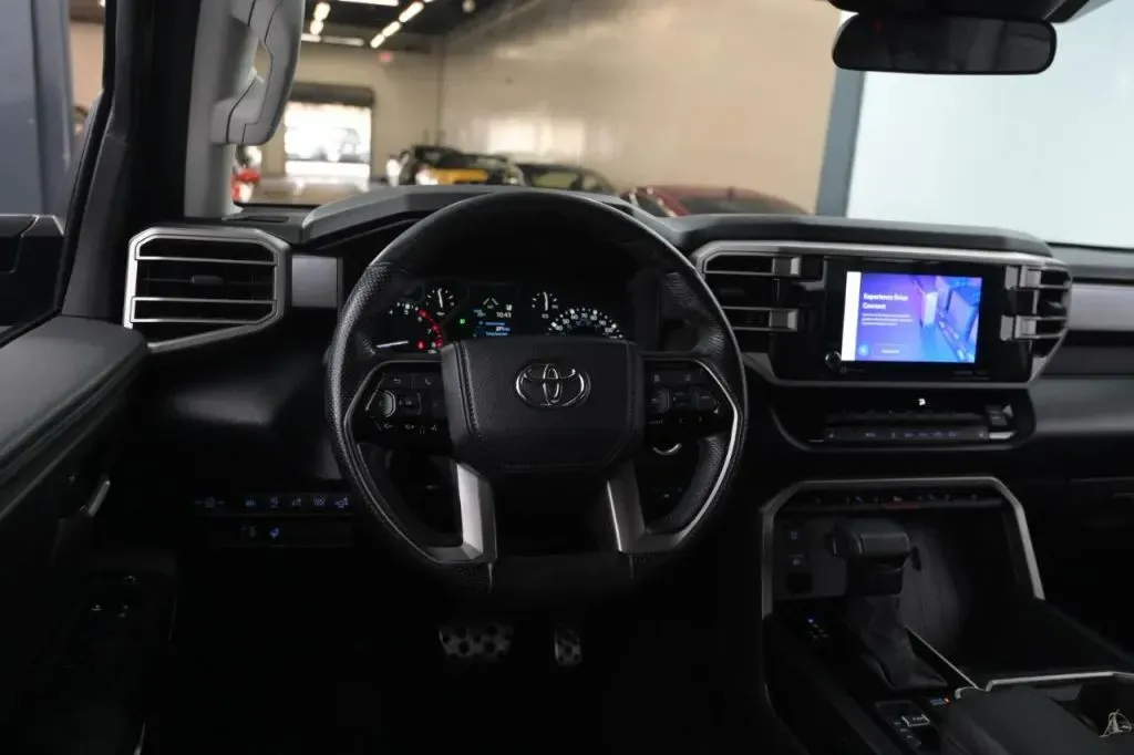 Toyota Tundra photo 40