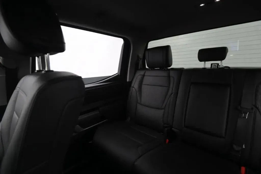 Toyota Tundra photo 46