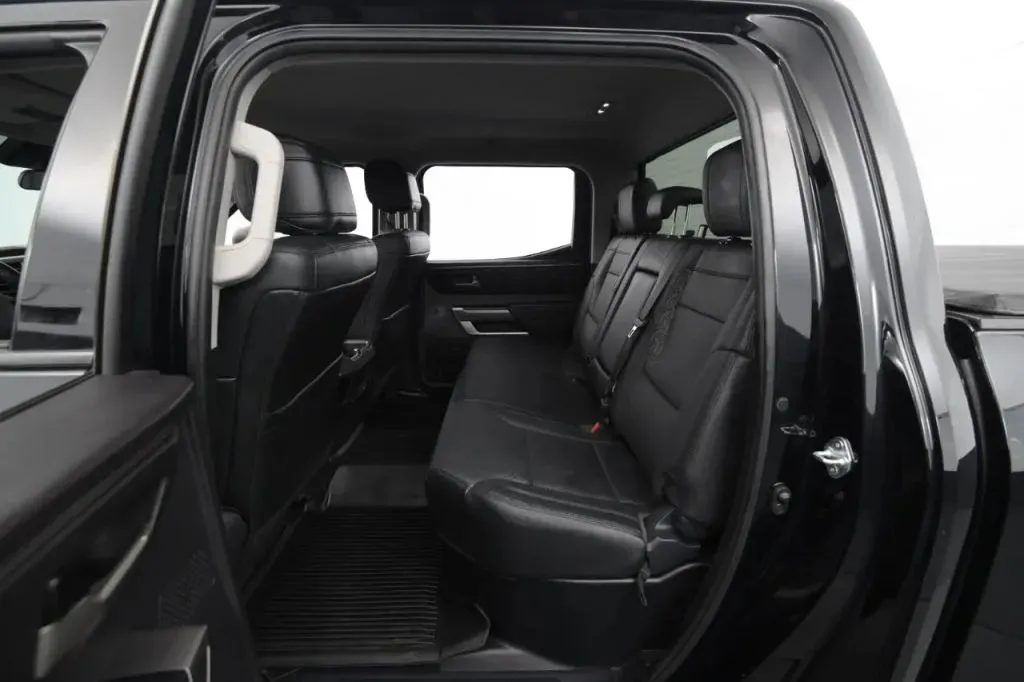 Toyota Tundra photo 47