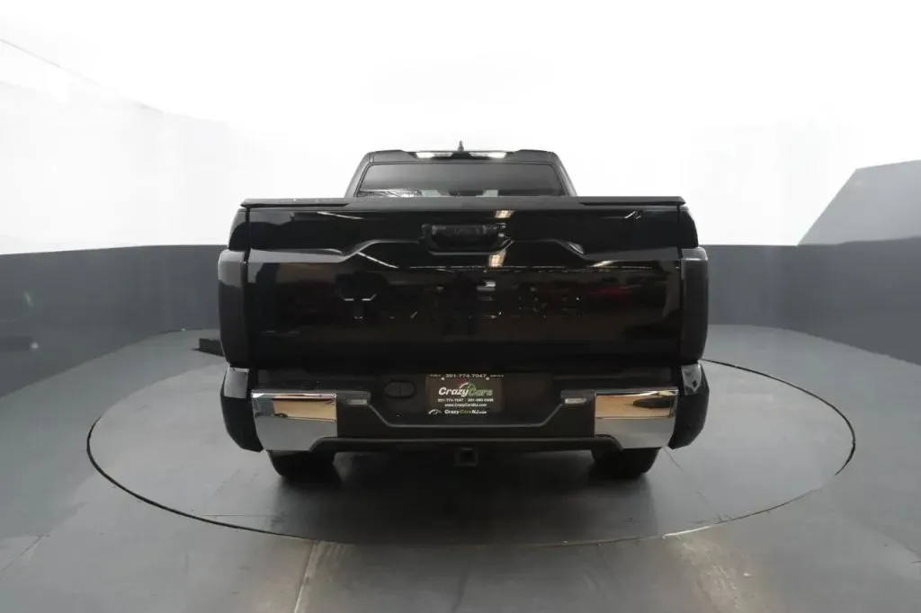 Toyota Tundra photo 4
