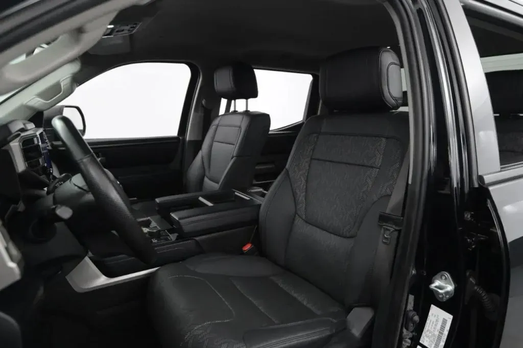 Toyota Tundra photo 44