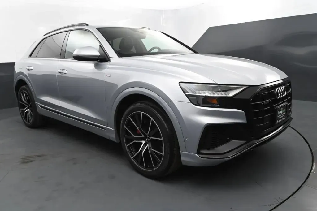 Audi Q8 photo 7