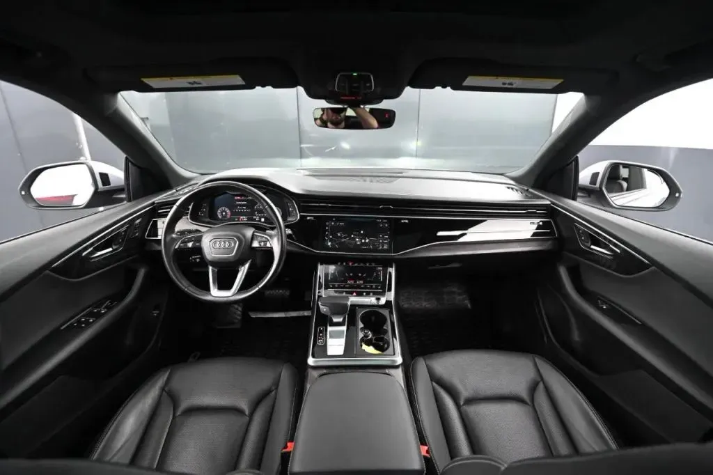 Audi Q8 photo 18