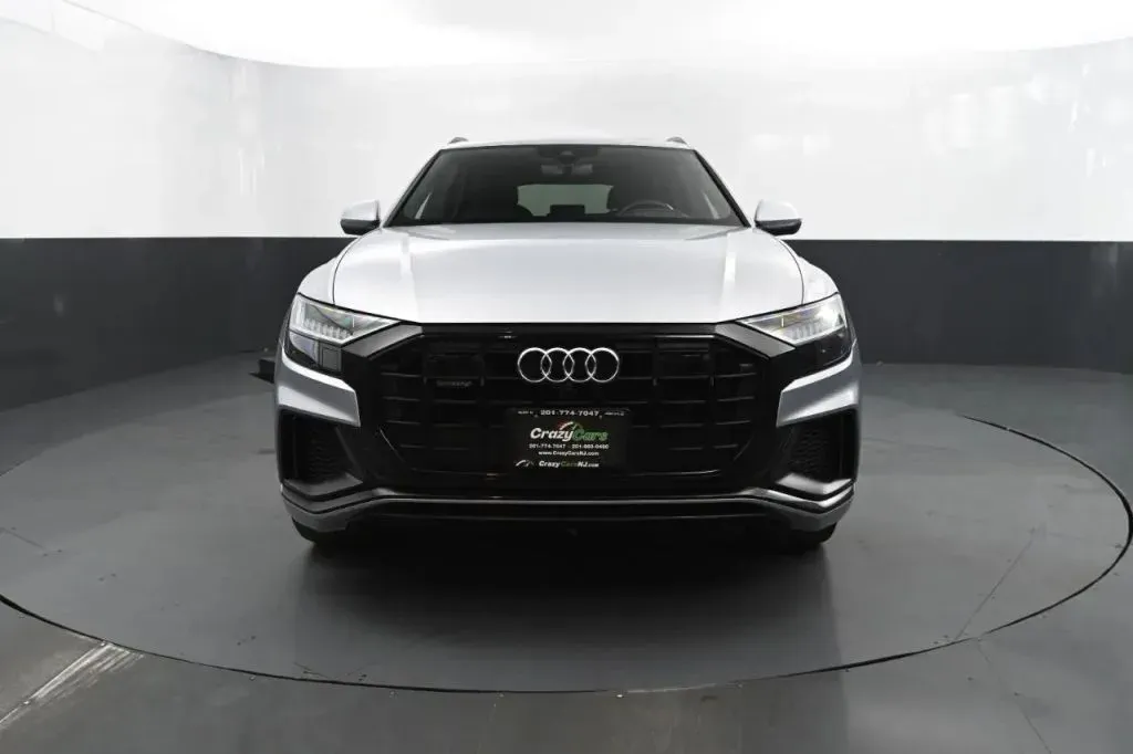 Audi Q8 photo 8