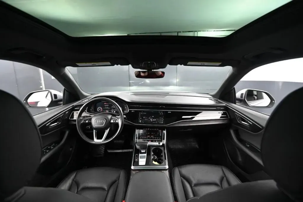 Audi Q8 photo 19