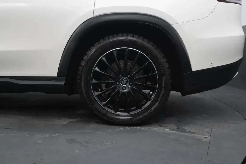 2021 Mercedes-Benz GLS GLS450 - Photo 17