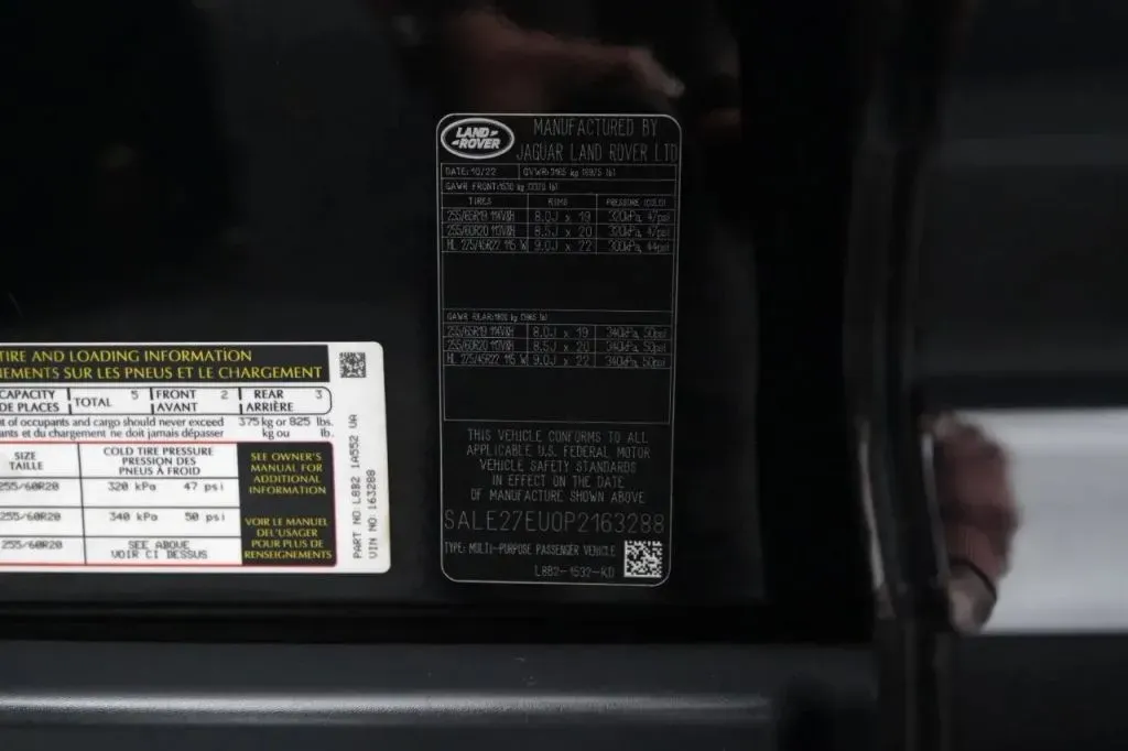 Land Rover Defender photo 37