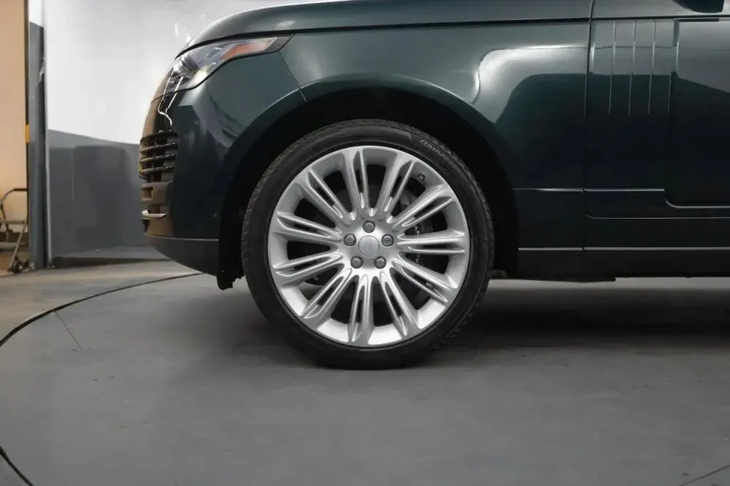 Land Rover Range Rover photo 10