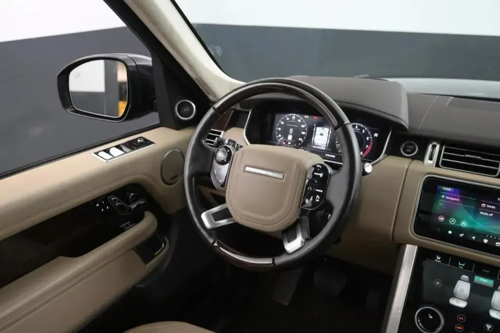 Land Rover Range Rover photo 34