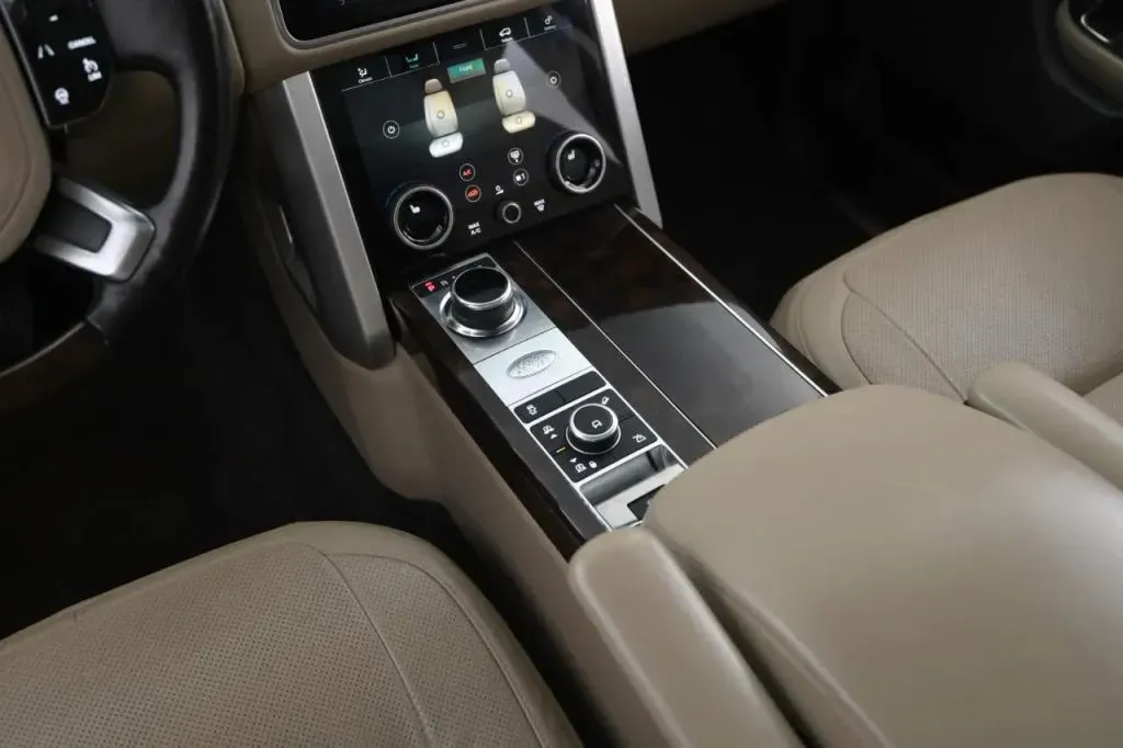 Land Rover Range Rover photo 35