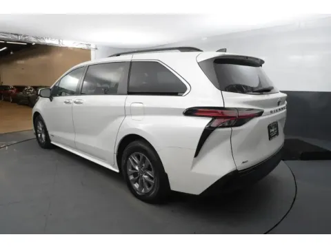 Another view of 2021 Toyota Sienna XLE Minivan 4D for sale in Hillside, NJ at Crazy Cars Hillside