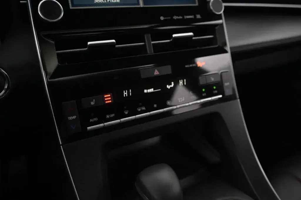 Toyota Avalon photo 36
