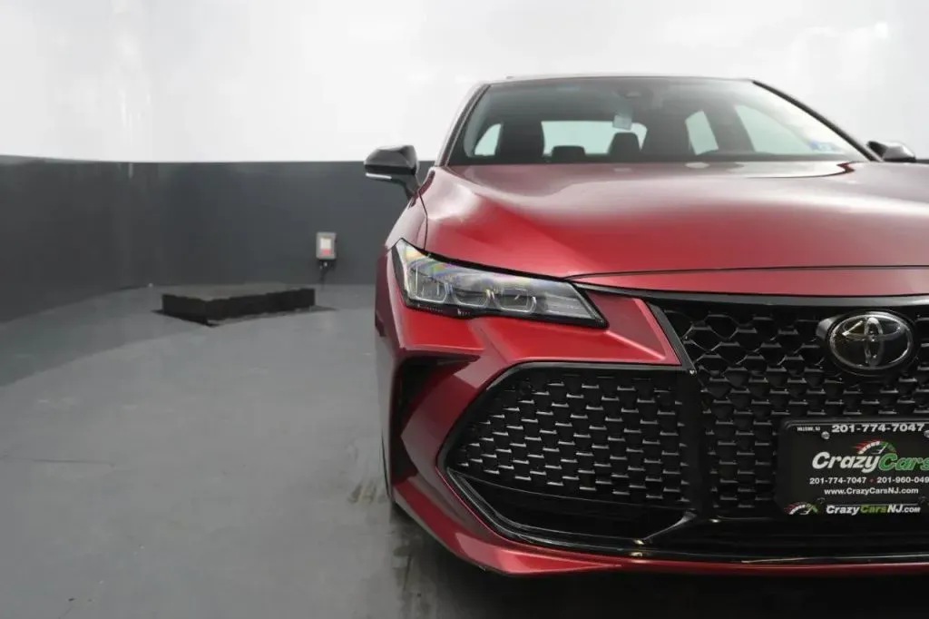 Toyota Avalon photo 9