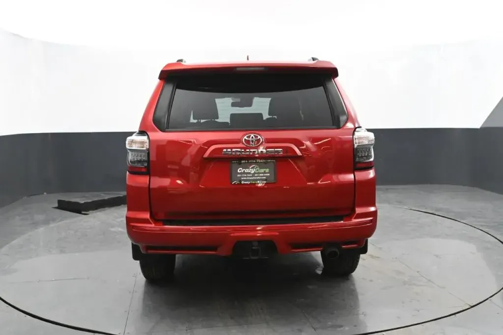 Toyota 4Runner photo 3