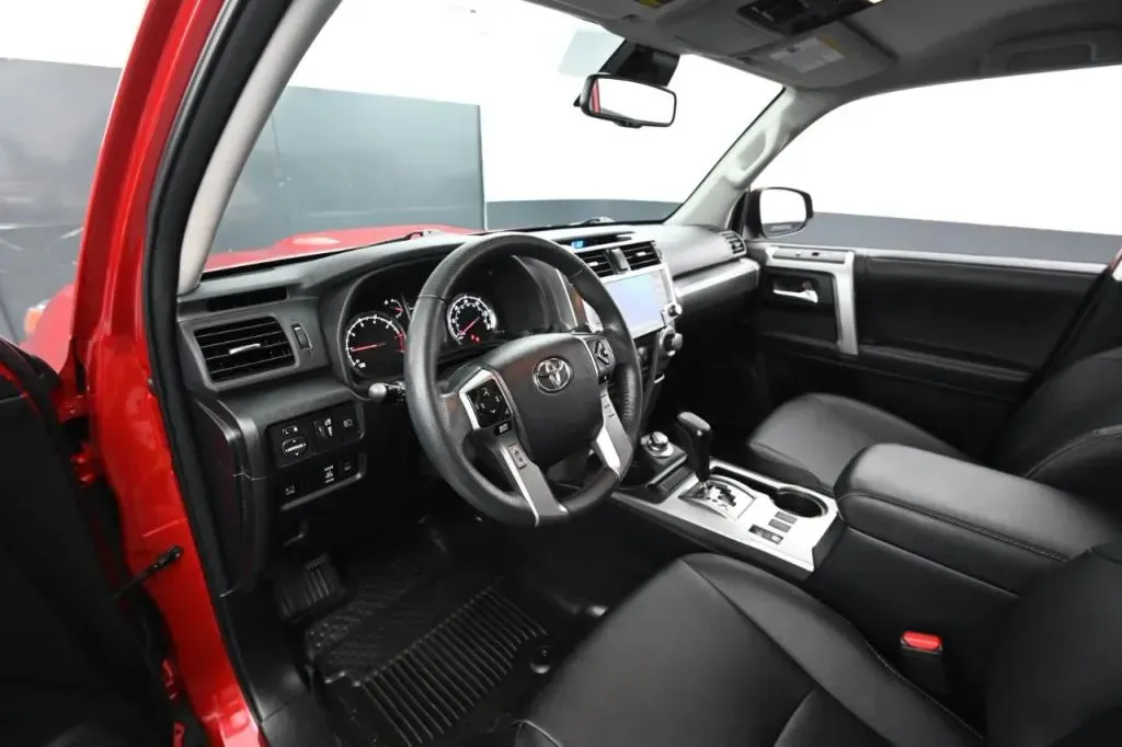 Toyota 4Runner photo 38