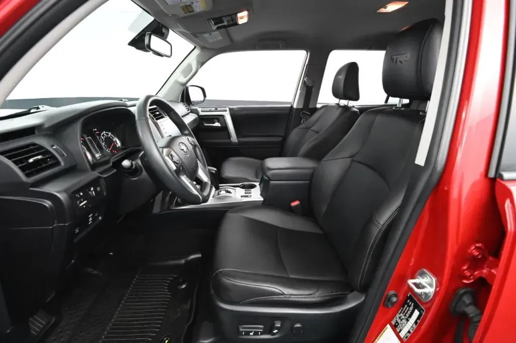 Toyota 4Runner photo 37