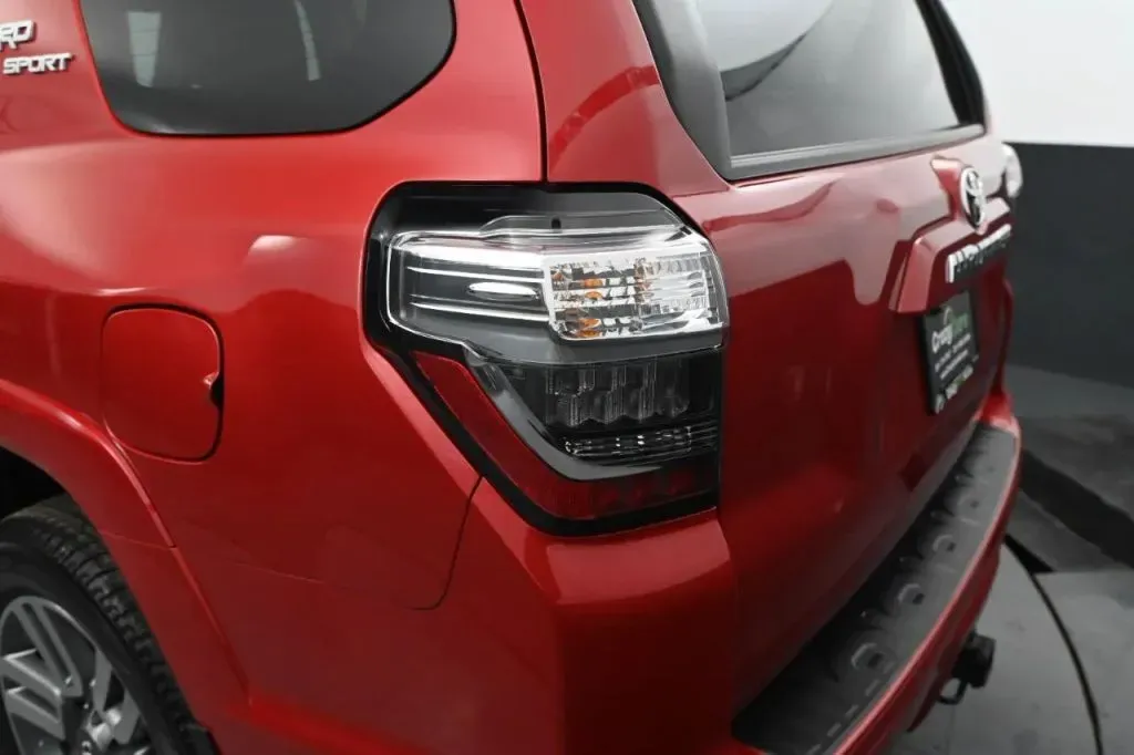 Toyota 4Runner photo 13