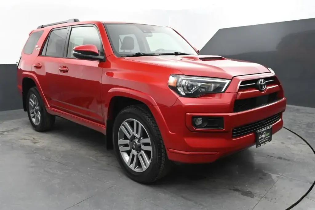 Toyota 4Runner photo 6