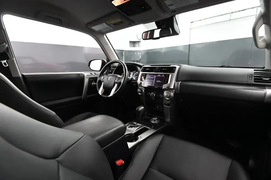 Toyota 4Runner photo 48