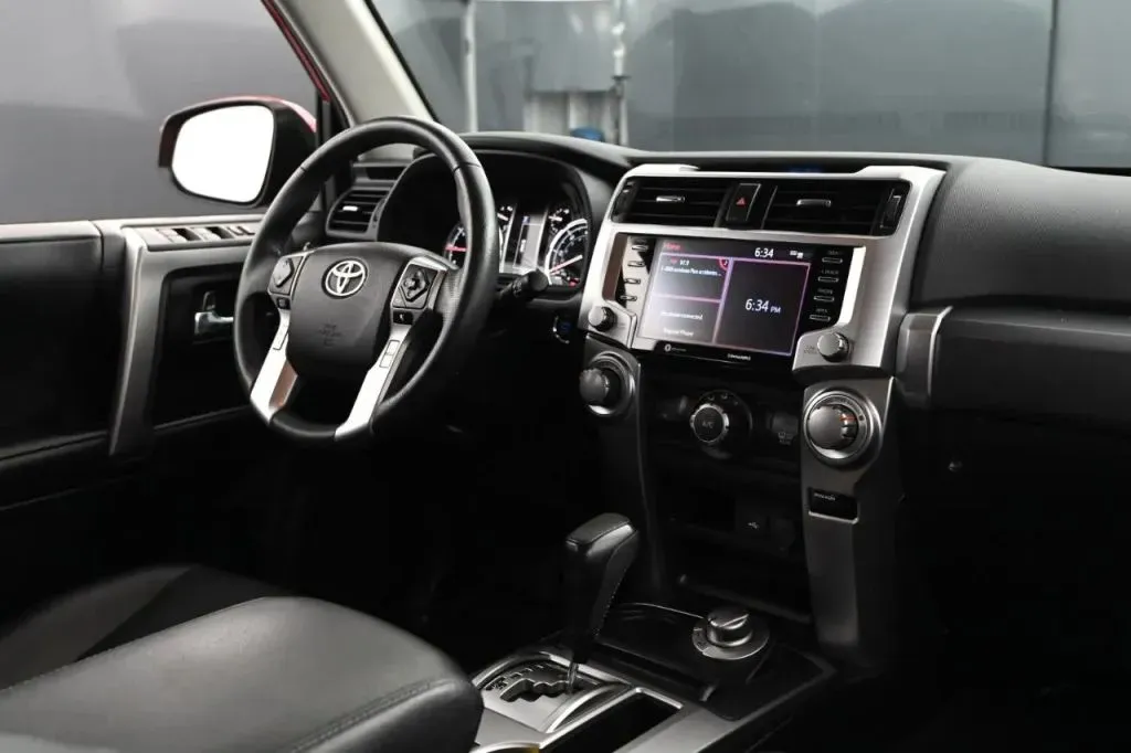 Toyota 4Runner photo 49