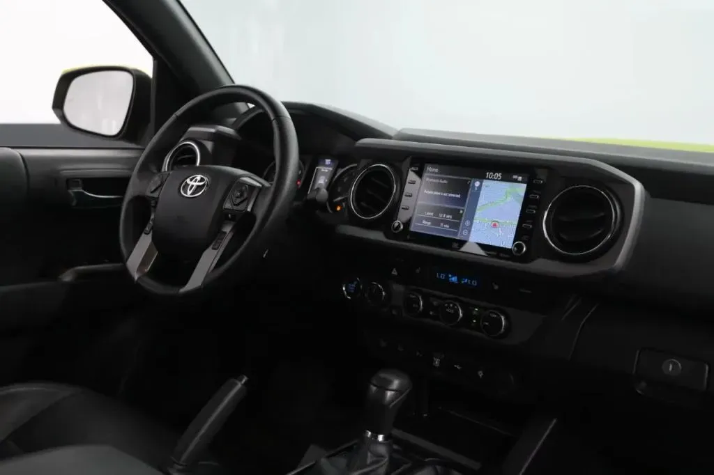 Toyota Tacoma photo 50
