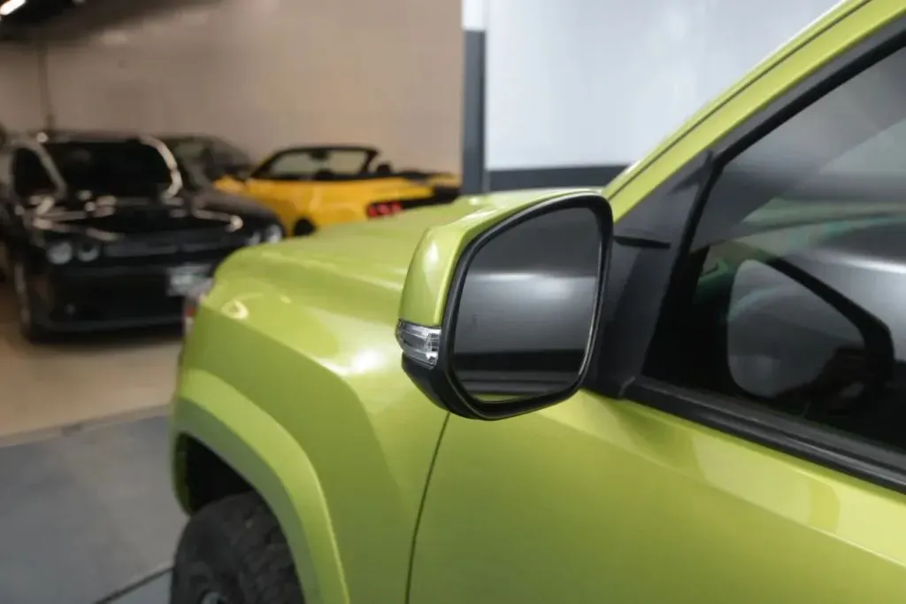 Toyota Tacoma photo 13