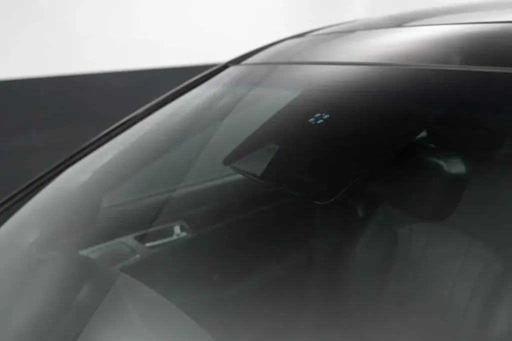 Genesis G80 photo 12