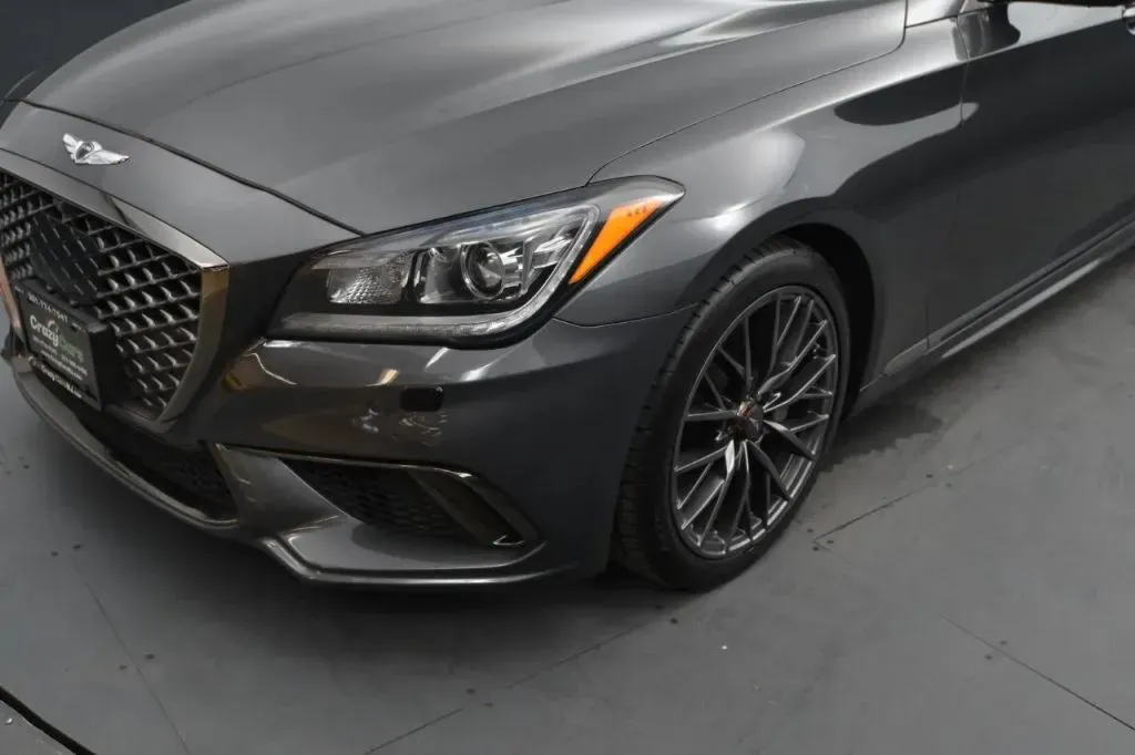 Genesis G80 photo 9