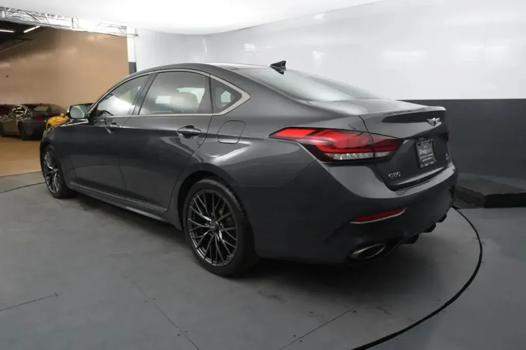Genesis G80 photo 3