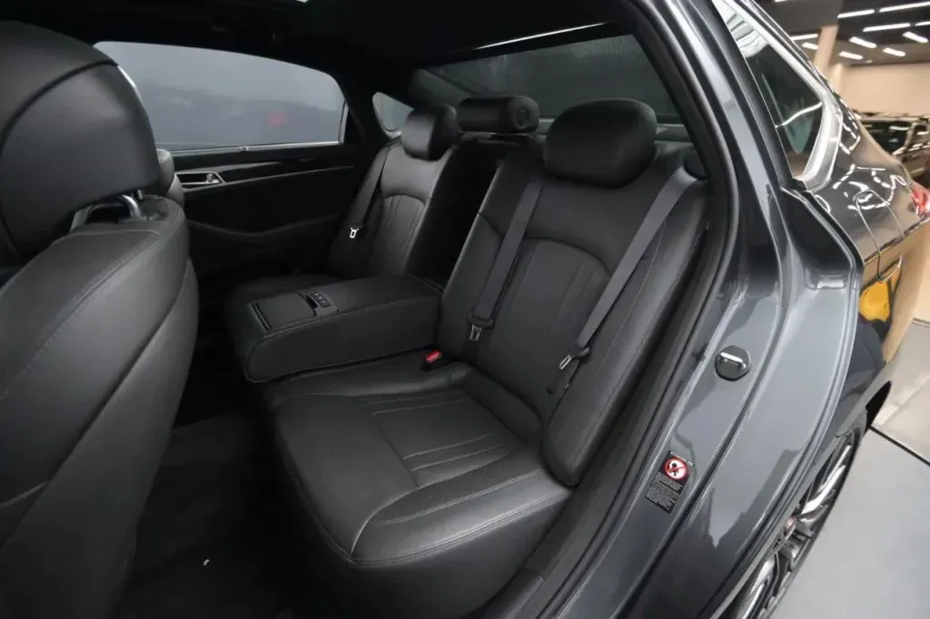 Genesis G80 photo 47