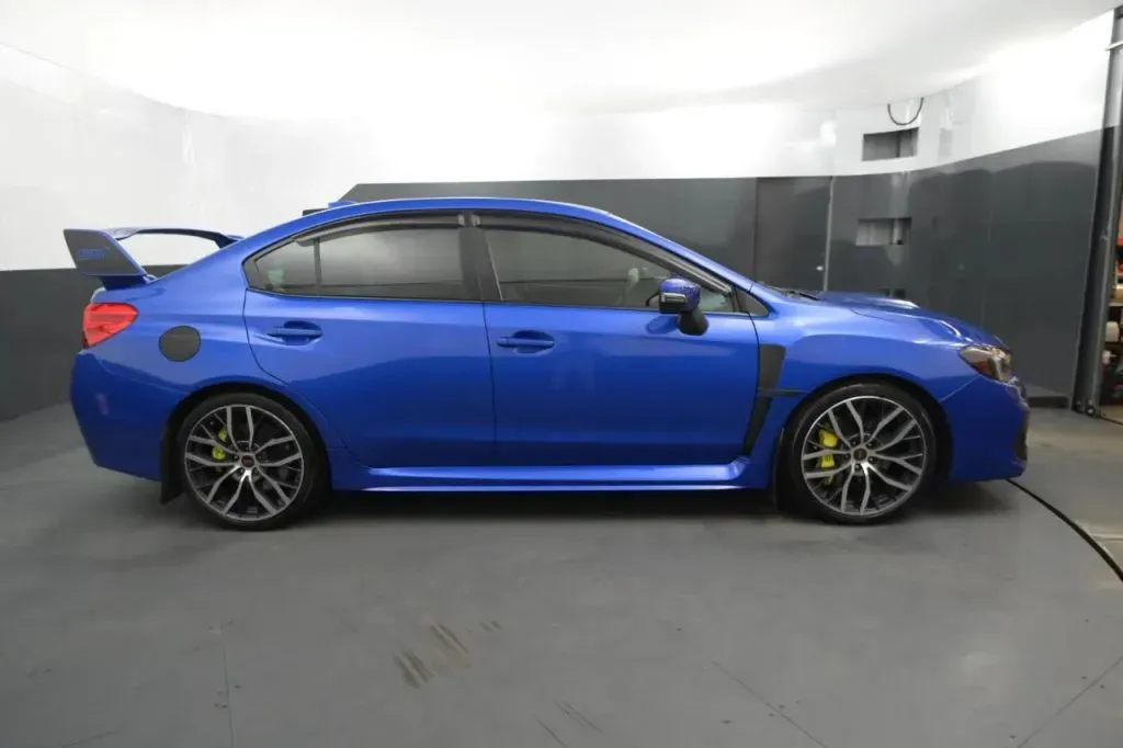 Subaru WRX photo 6