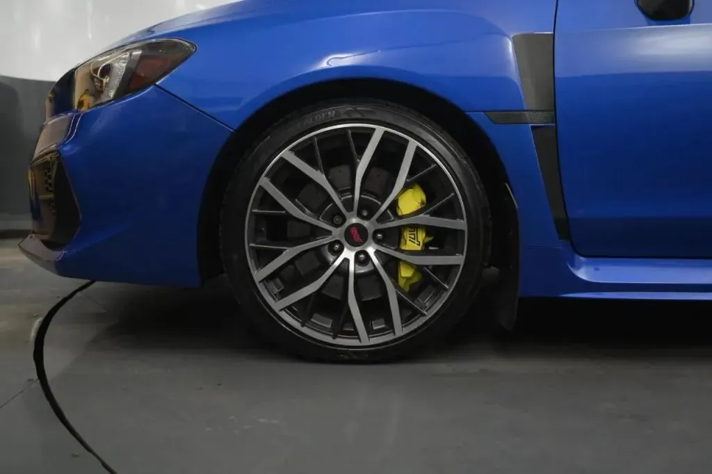 Subaru WRX photo 11