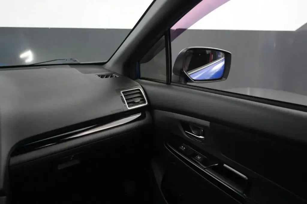 Subaru WRX photo 33