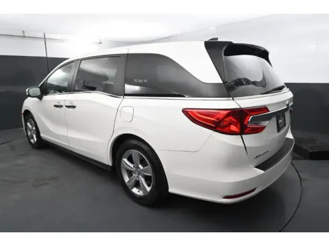 Another view of 2019 Honda Odyssey EX-L w/Navigation & RES Minivan 4D for sale in Hillside, NJ at Crazy Cars Hillside