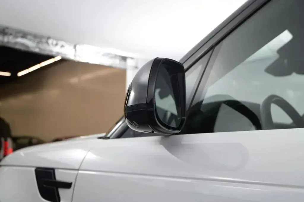 Land Rover Range Rover Sport photo 15