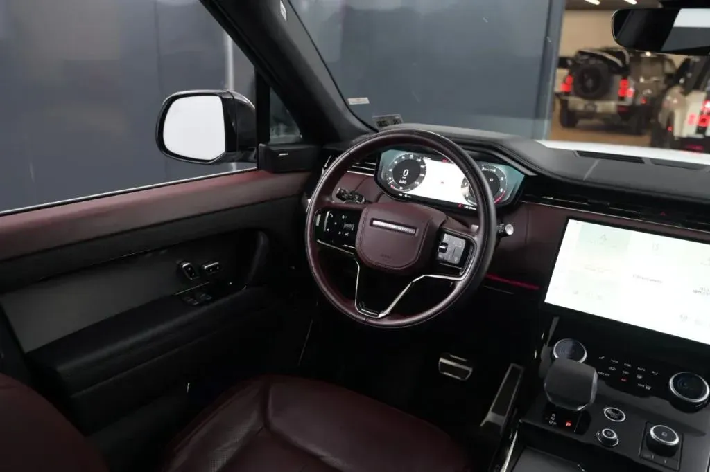 Land Rover Range Rover Sport photo 25