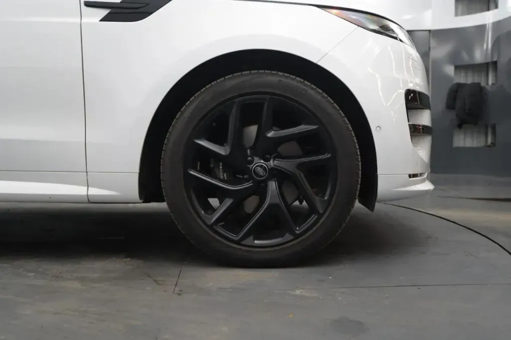 Land Rover Range Rover Sport photo 21