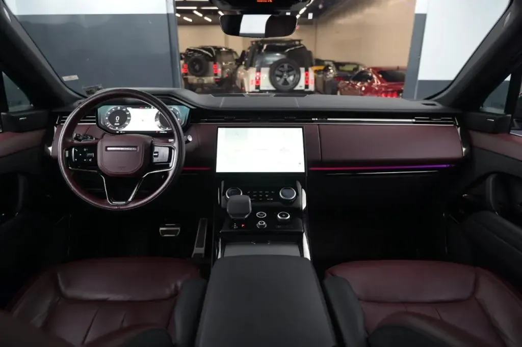 Land Rover Range Rover Sport photo 23