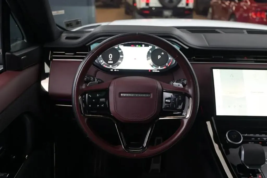 Land Rover Range Rover Sport photo 27