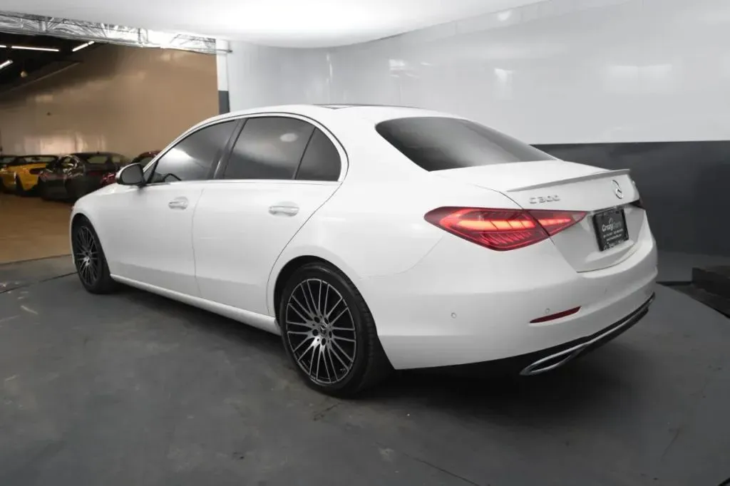 Mercedes-Benz C-Class photo 3