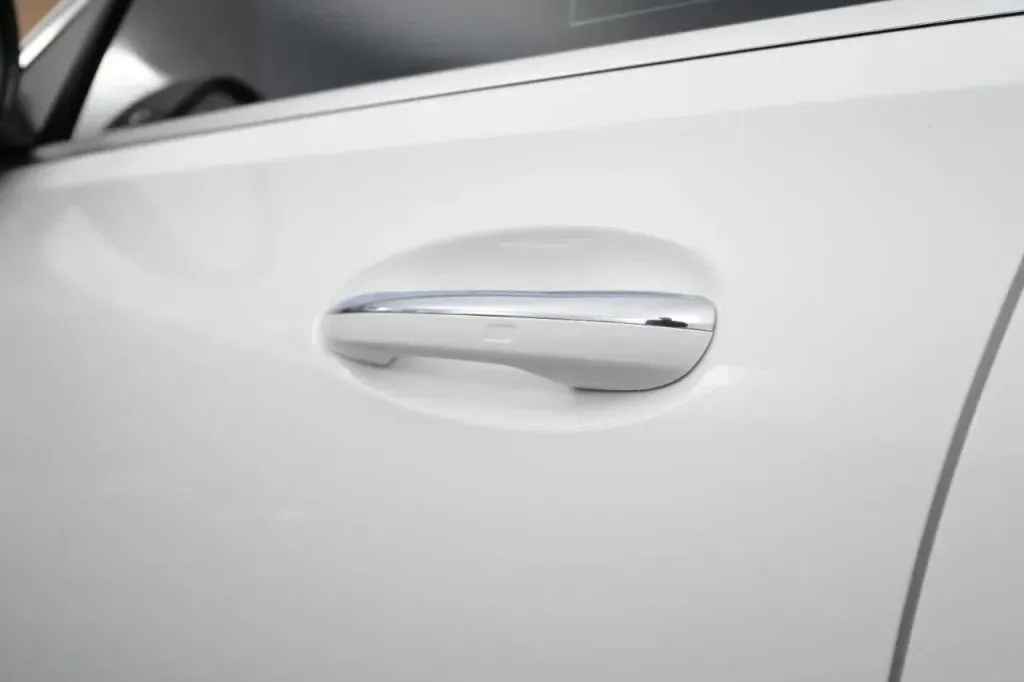 Mercedes-Benz C-Class photo 15